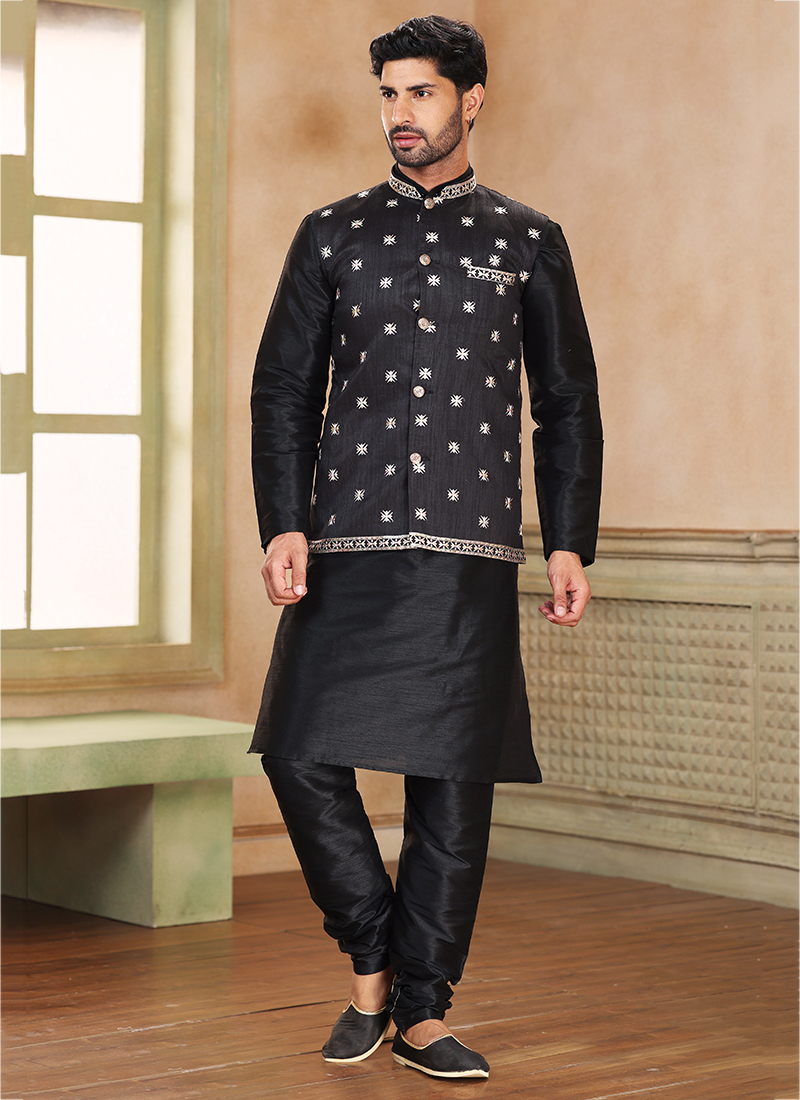 Banarasi ethnic sale wear